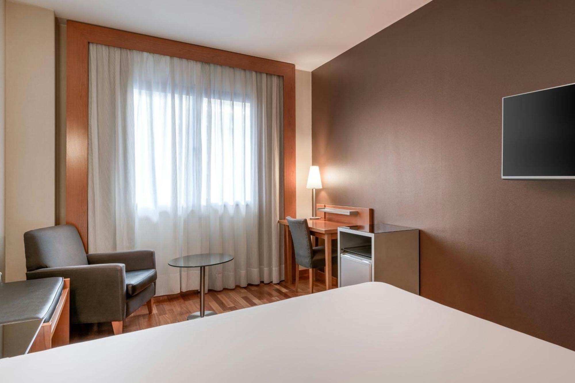 Ac Hotel Leon San Antonio By Marriott Bagian luar foto
