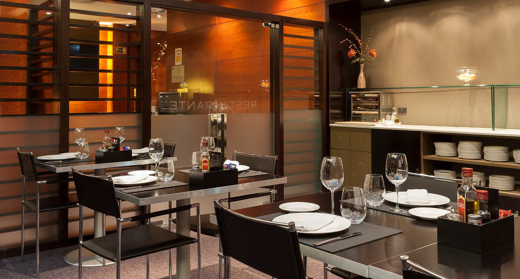 Ac Hotel Leon San Antonio By Marriott Bagian luar foto