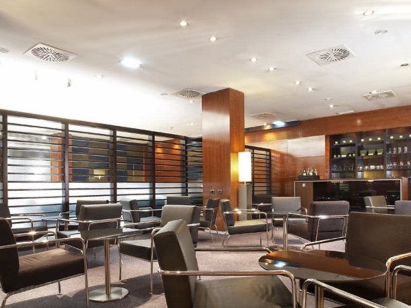 Ac Hotel Leon San Antonio By Marriott Bagian luar foto